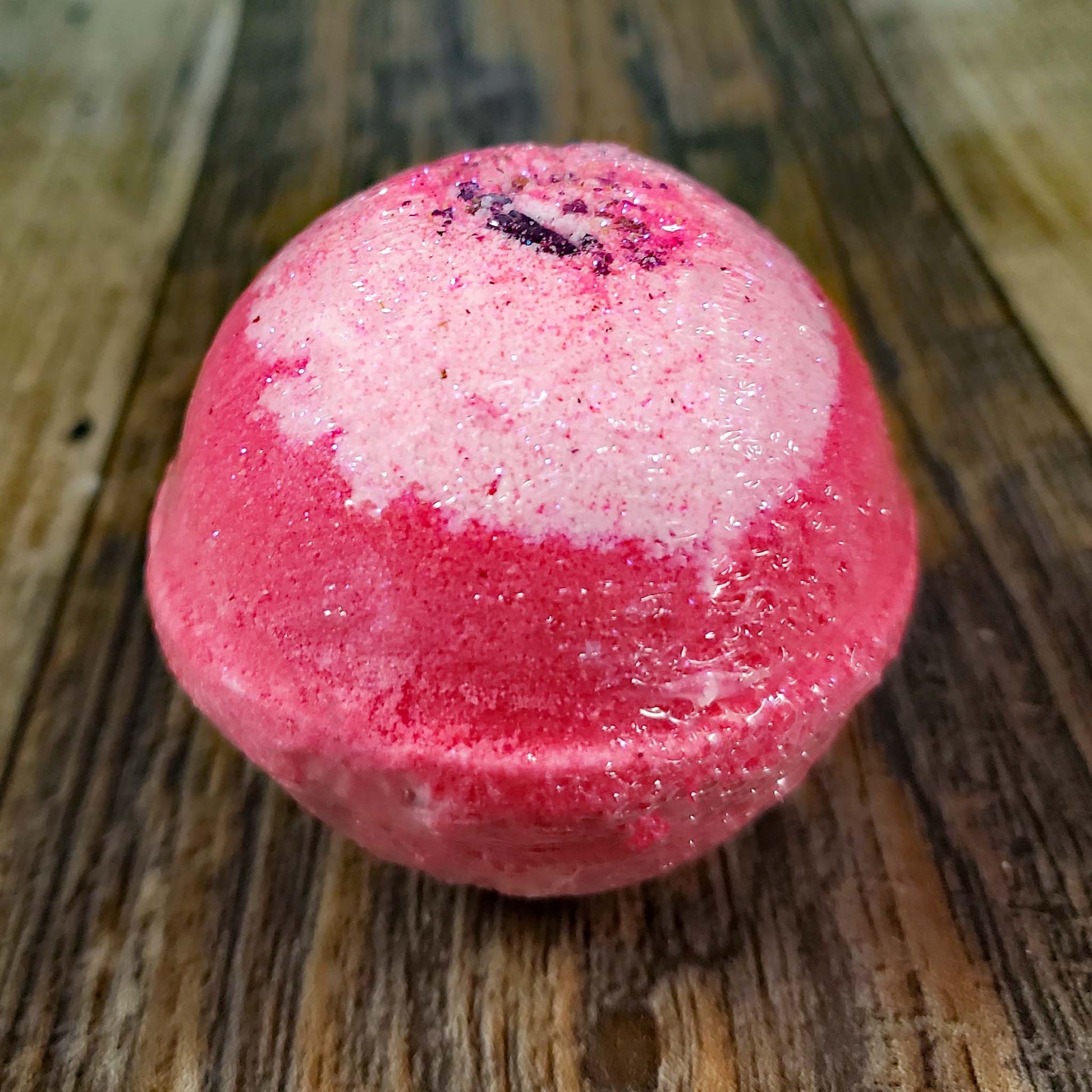 natural bath bomb scented as crazy love