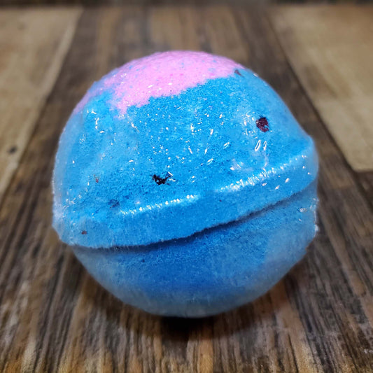 natural bath bomb scented as moonlight roses