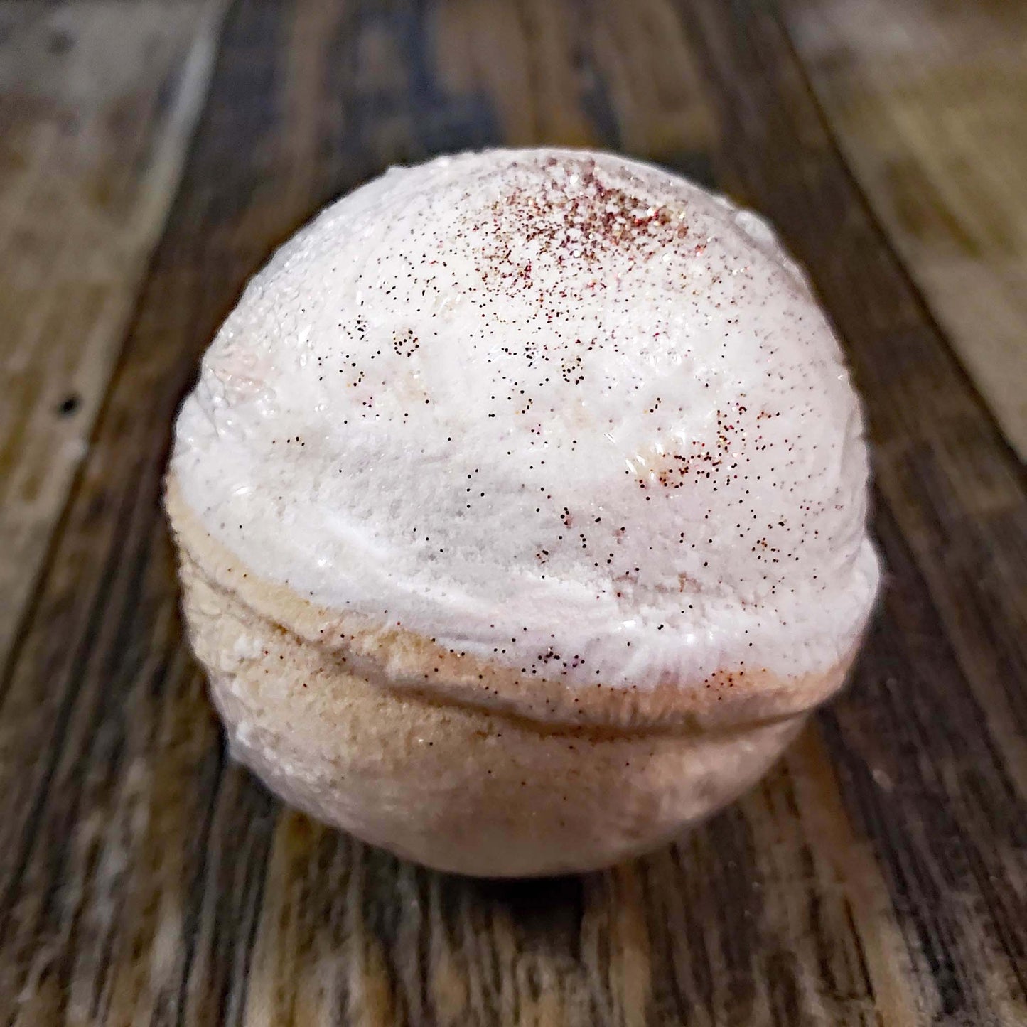 natural bath bomb scented as cinna bun bun